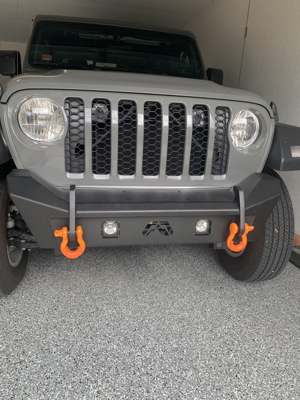 Gladiator front bumper with hooks to flat tow behing a motorhome