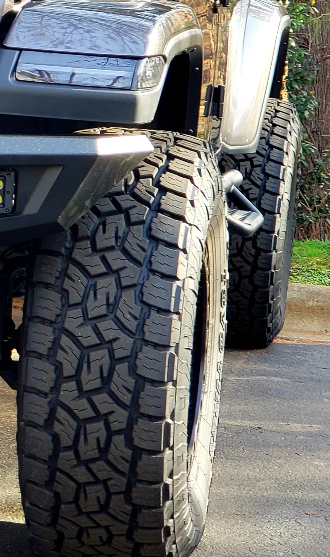 toyo-open-country-a-t-iii-285-75s-vs-35x11-5s-jeep-gladiator-jt