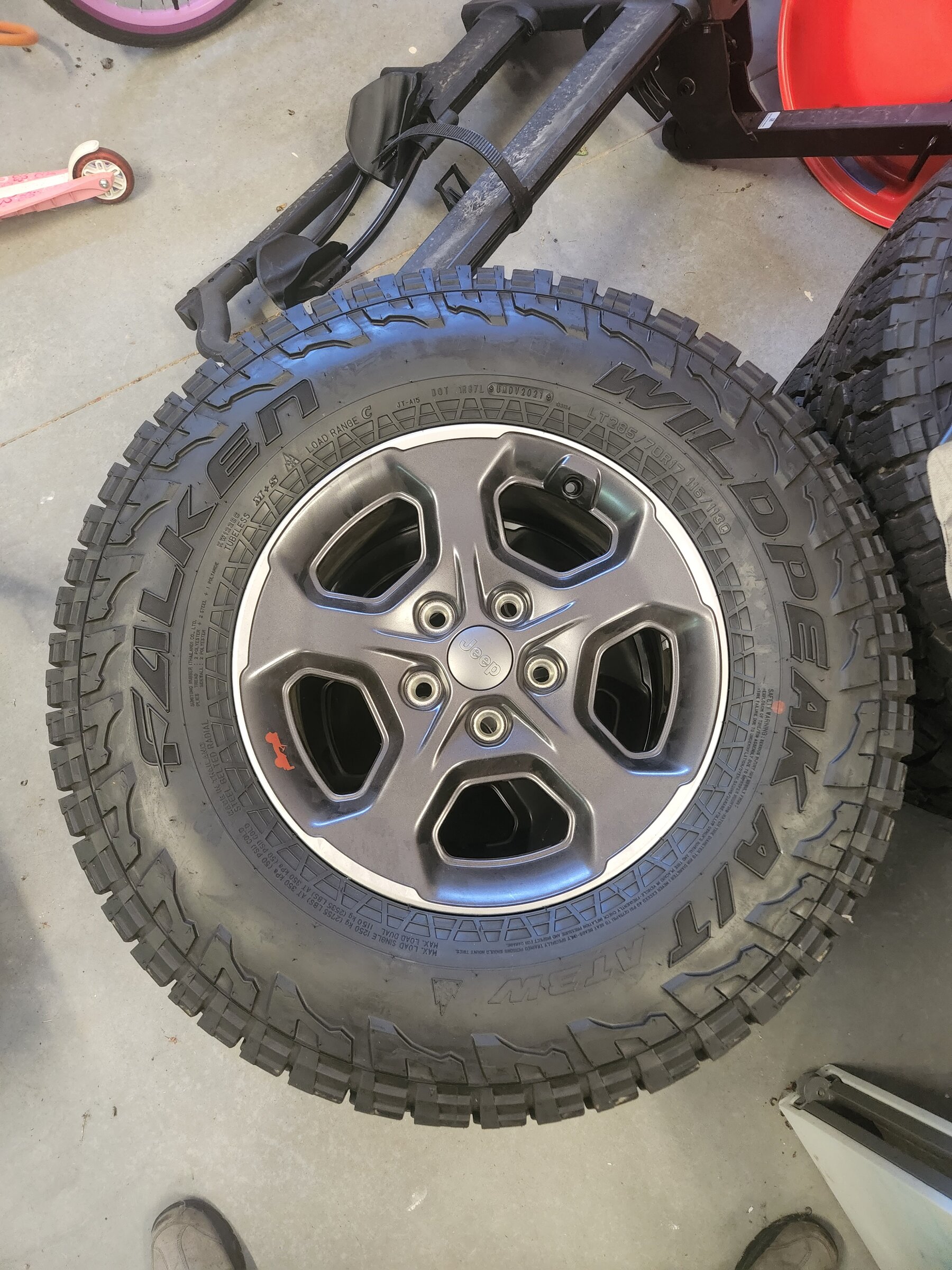 Jeep Gladiator $1000 Rubicon Wheels and Tires 20220529_095701