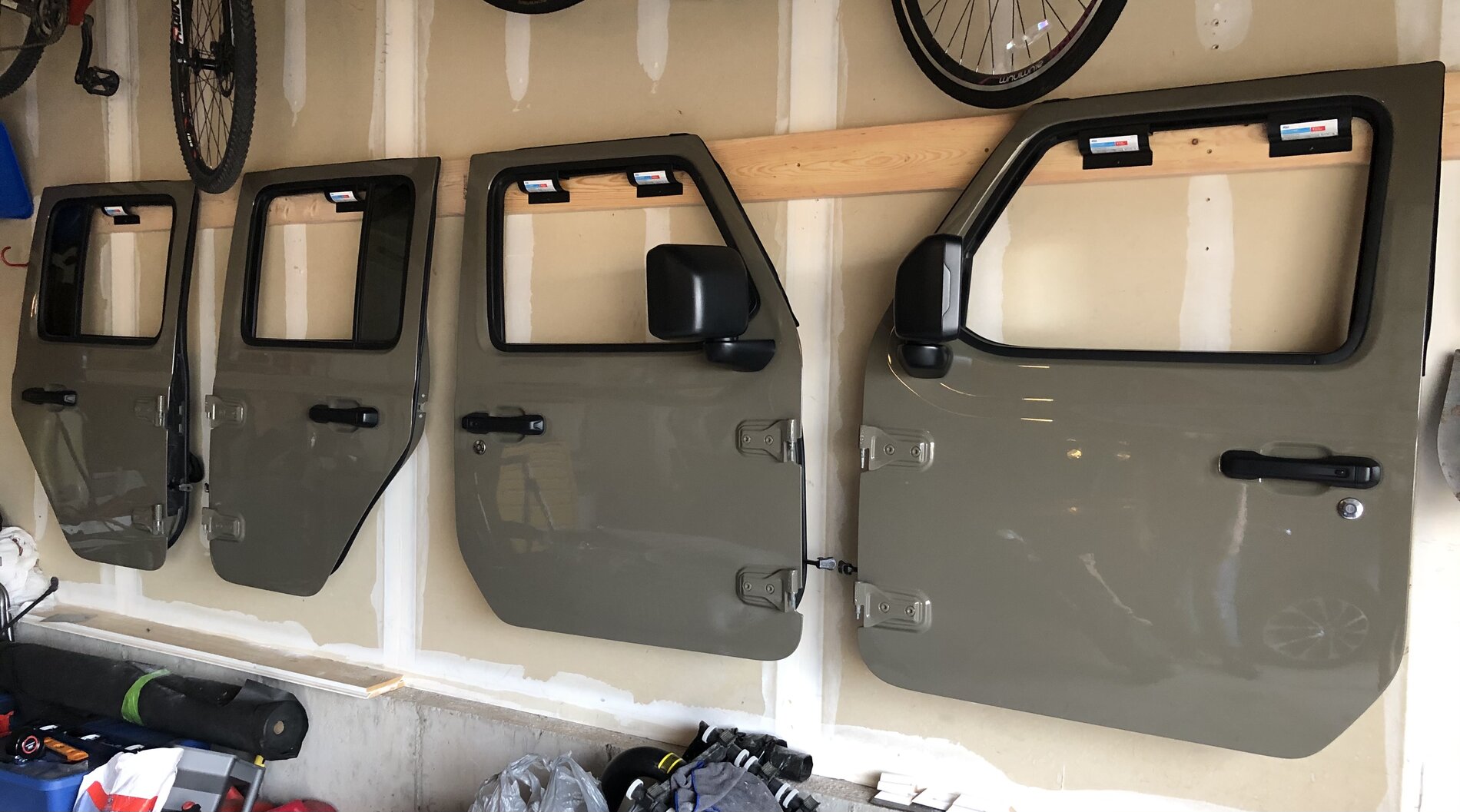 Jeep Gladiator What do you do with your doors? 2DF3D81B-4921-4C02-9A20-A901A5A2D50D