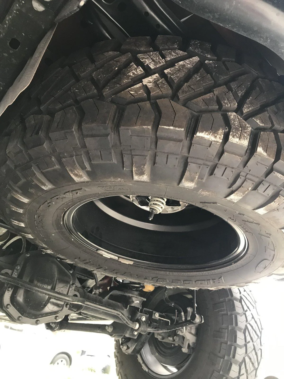 jeep gladiator spare tire