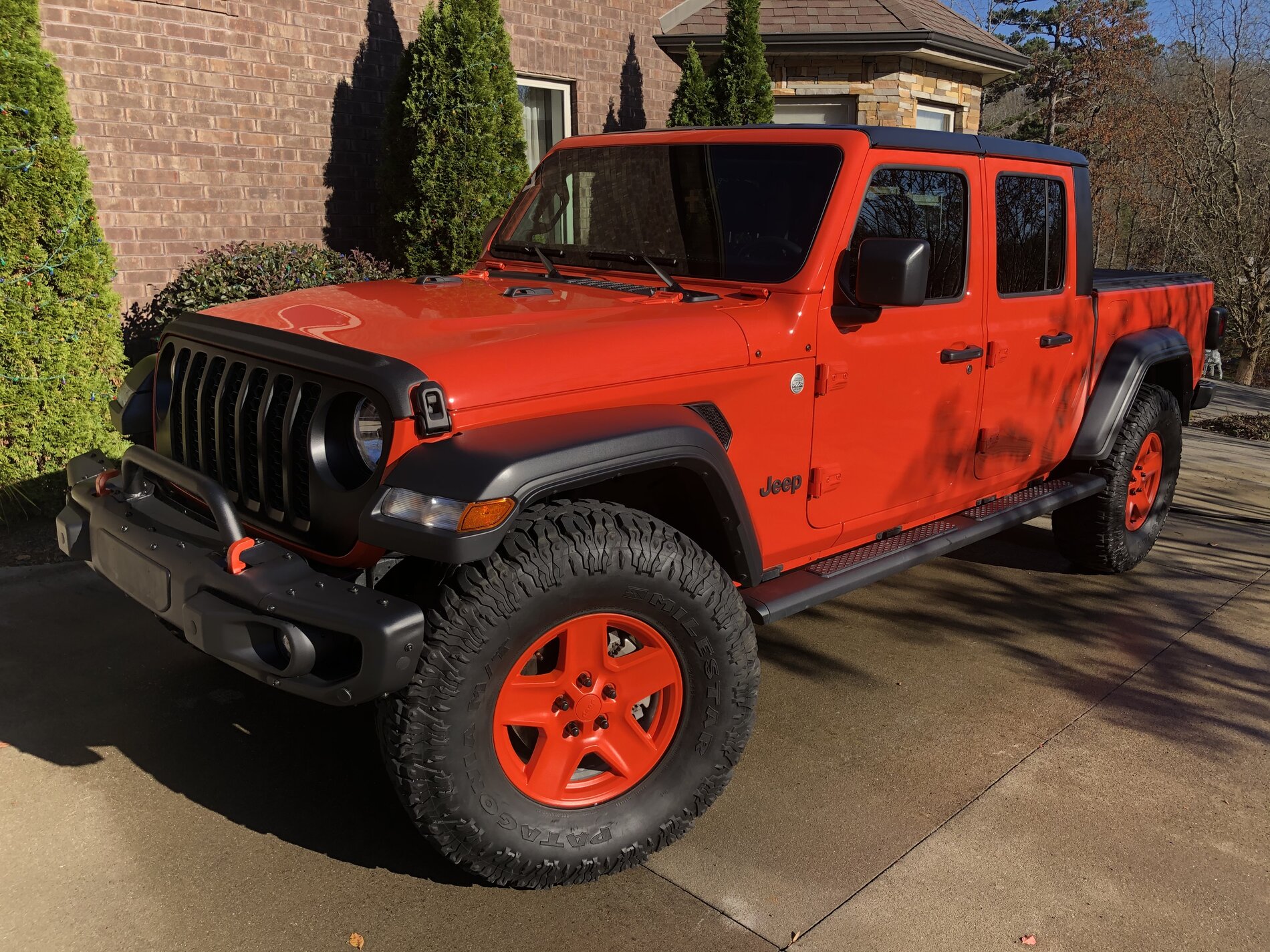 Jeep Gladiator Rustoleum Fire Orange is dang close to Punk’n D37D44D6-2952-4D15-83C0-1D4B4752DEAE