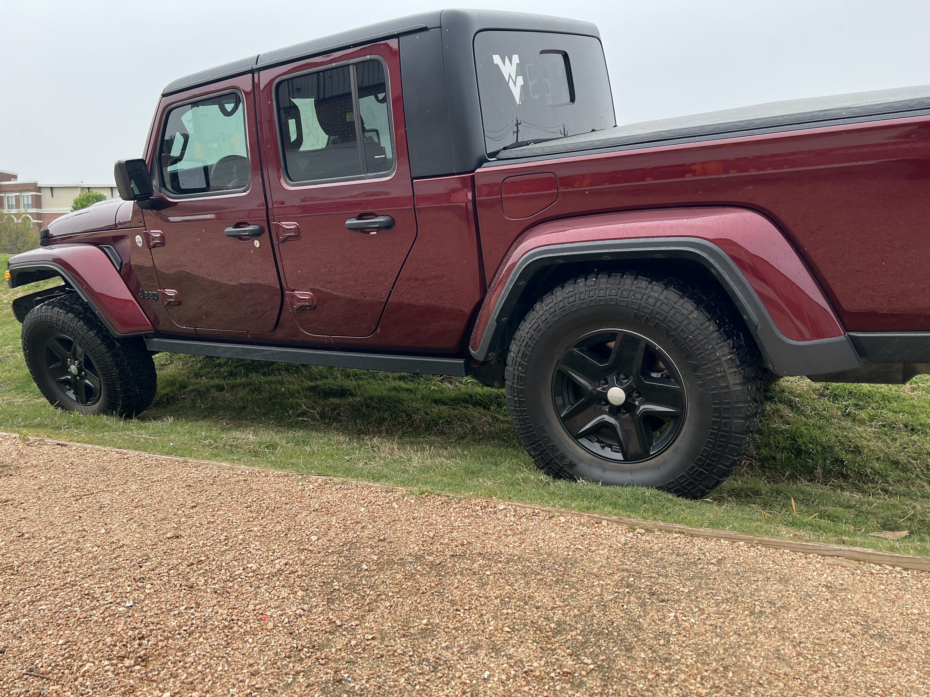 Jeep Gladiator What did you do WITH your Gladiator today? D8A9E328-F983-4447-BF83-E5F910EC35D6
