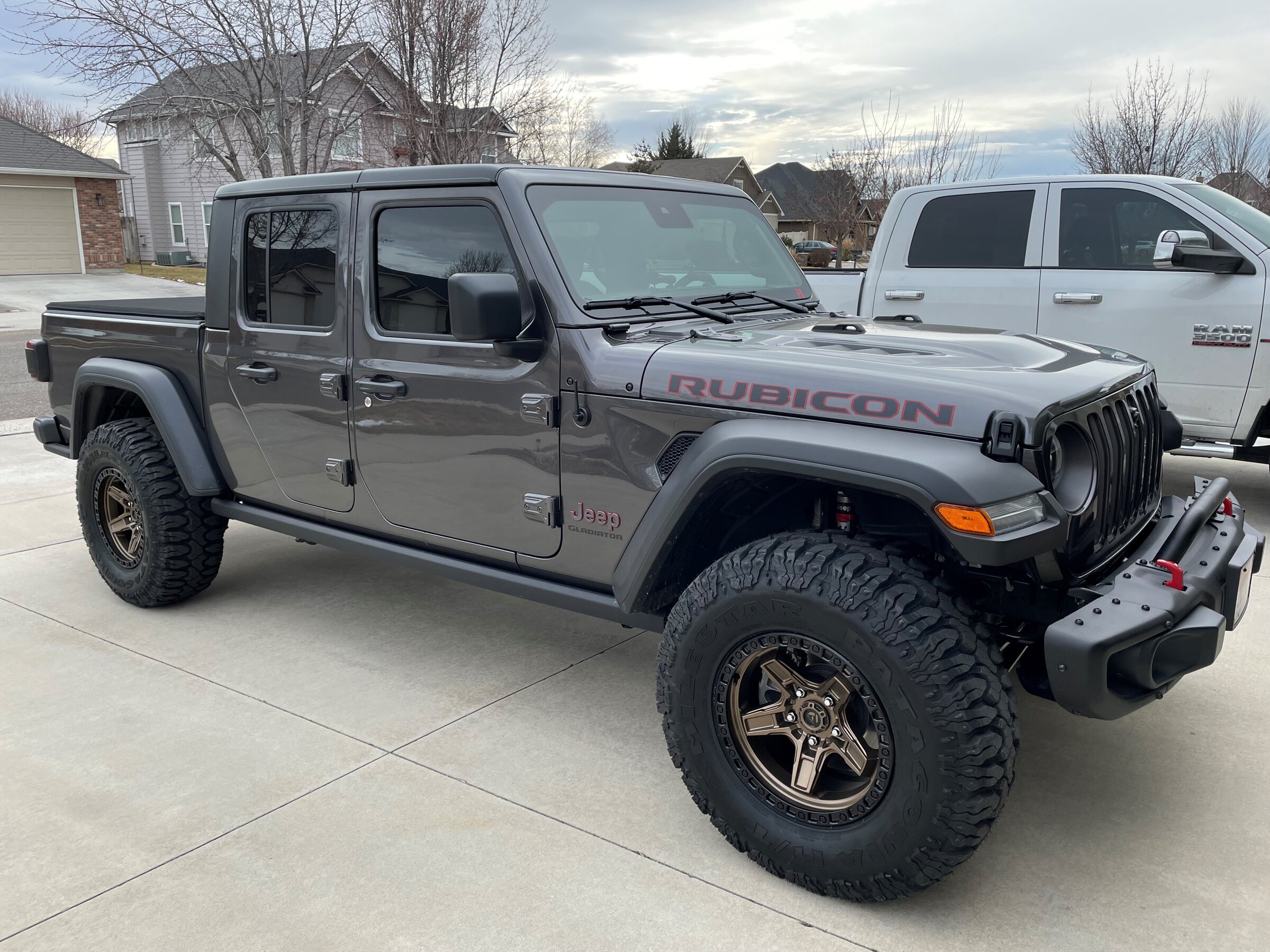 Grinding/Hum noise coming from Front (Axle?) | Jeep Gladiator Forum -  