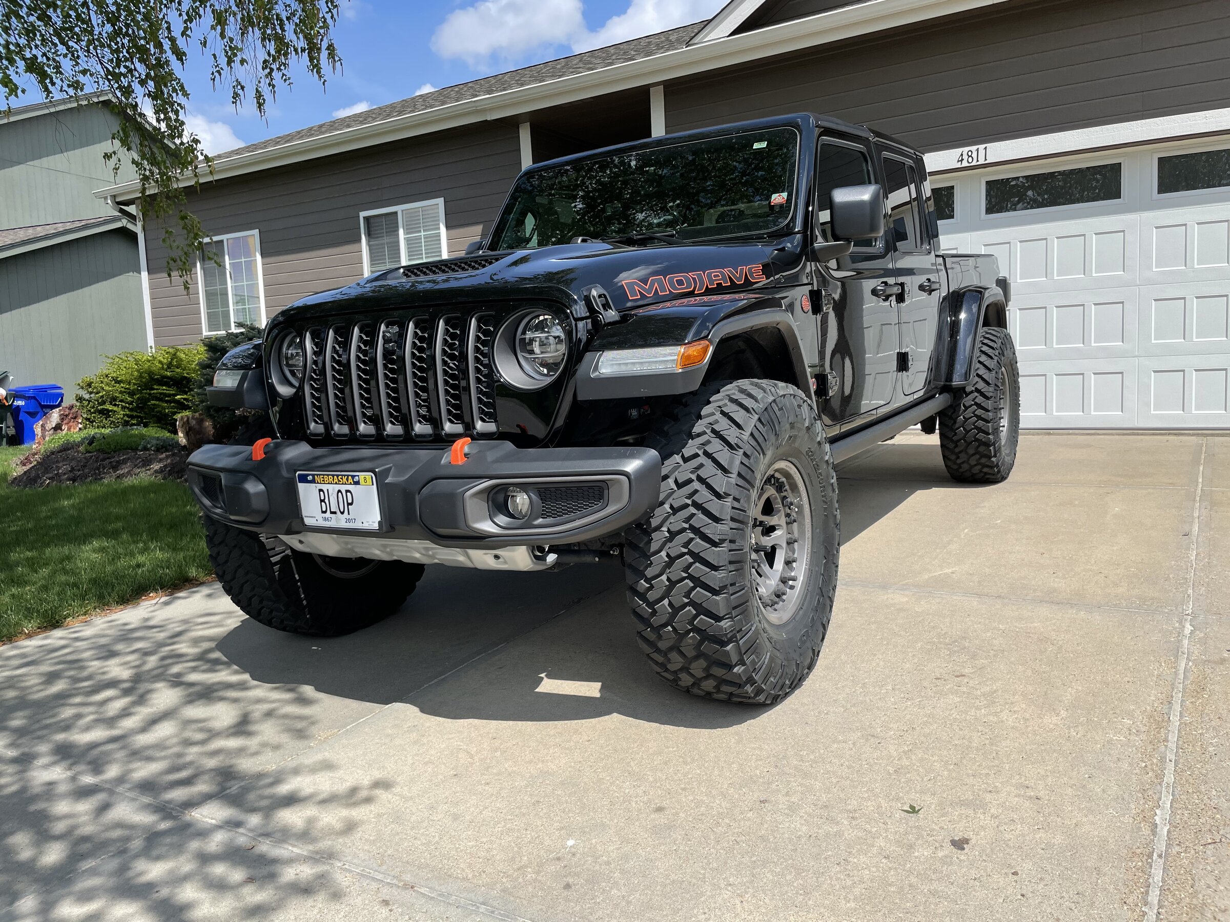 Jeep Gladiator 37" tires on my 2021 Mojave without lift kit ? IMG_0596
