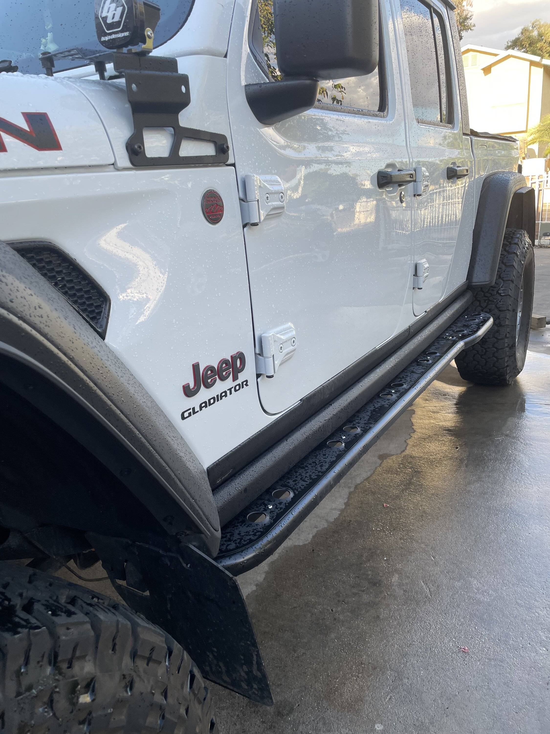 Sorry can’t find thread but any side steps go with Rubi Rails? | Jeep ...