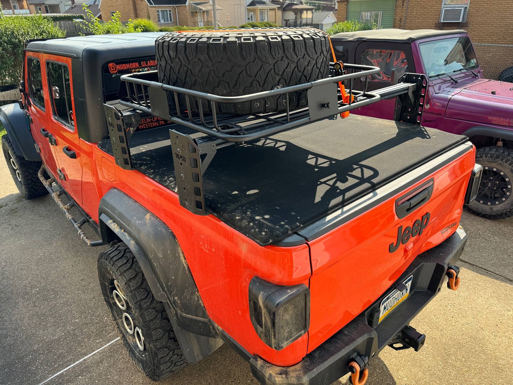 Roll up tonneau and bed rack? | Jeep Gladiator (JT) News, Forum ...