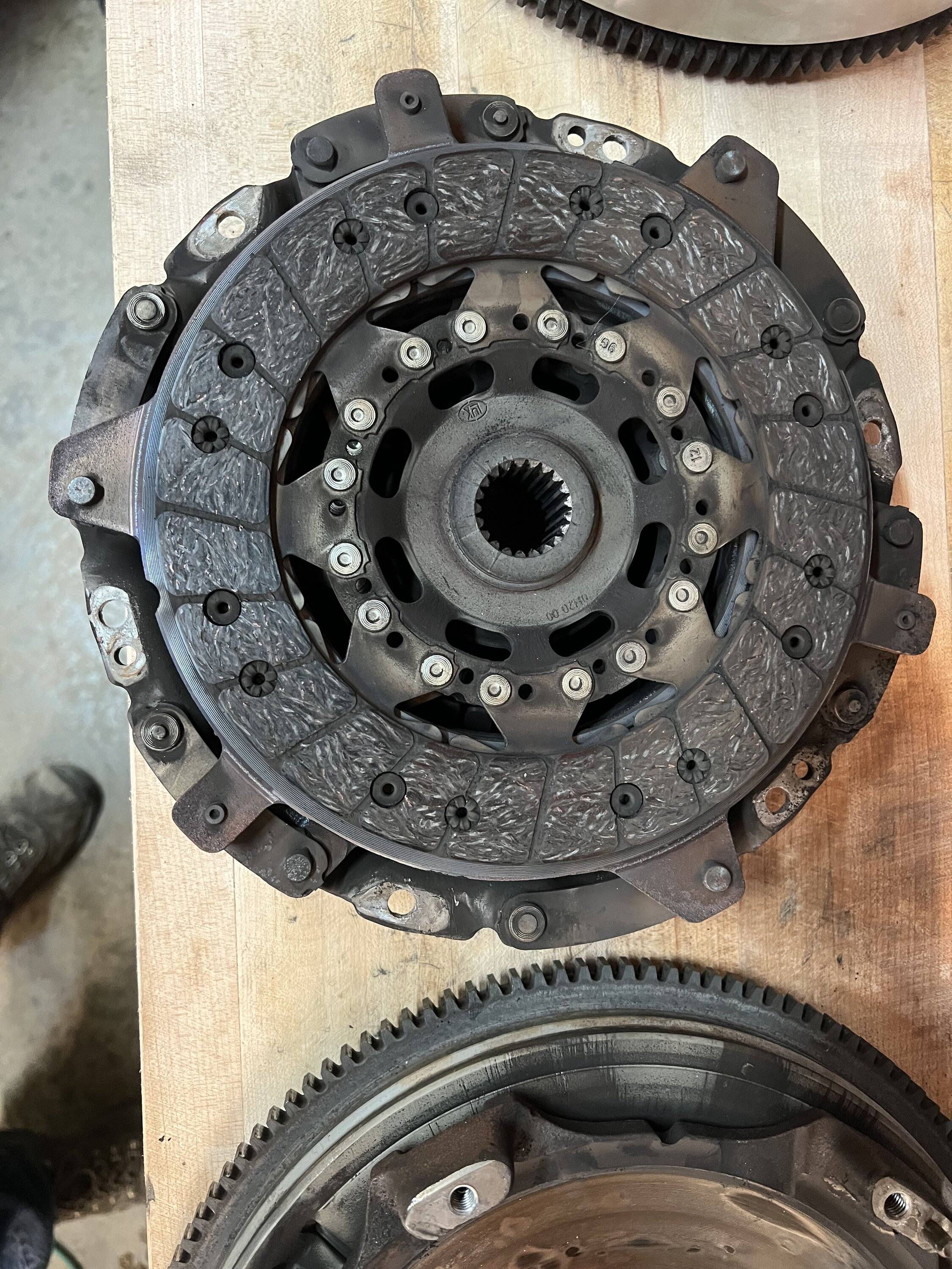 ACT HDG6 Race 6 Pad Off-Road Clutch Kit | Jeep JL/Gladiator JT (18-23) (JP6-HDG6)