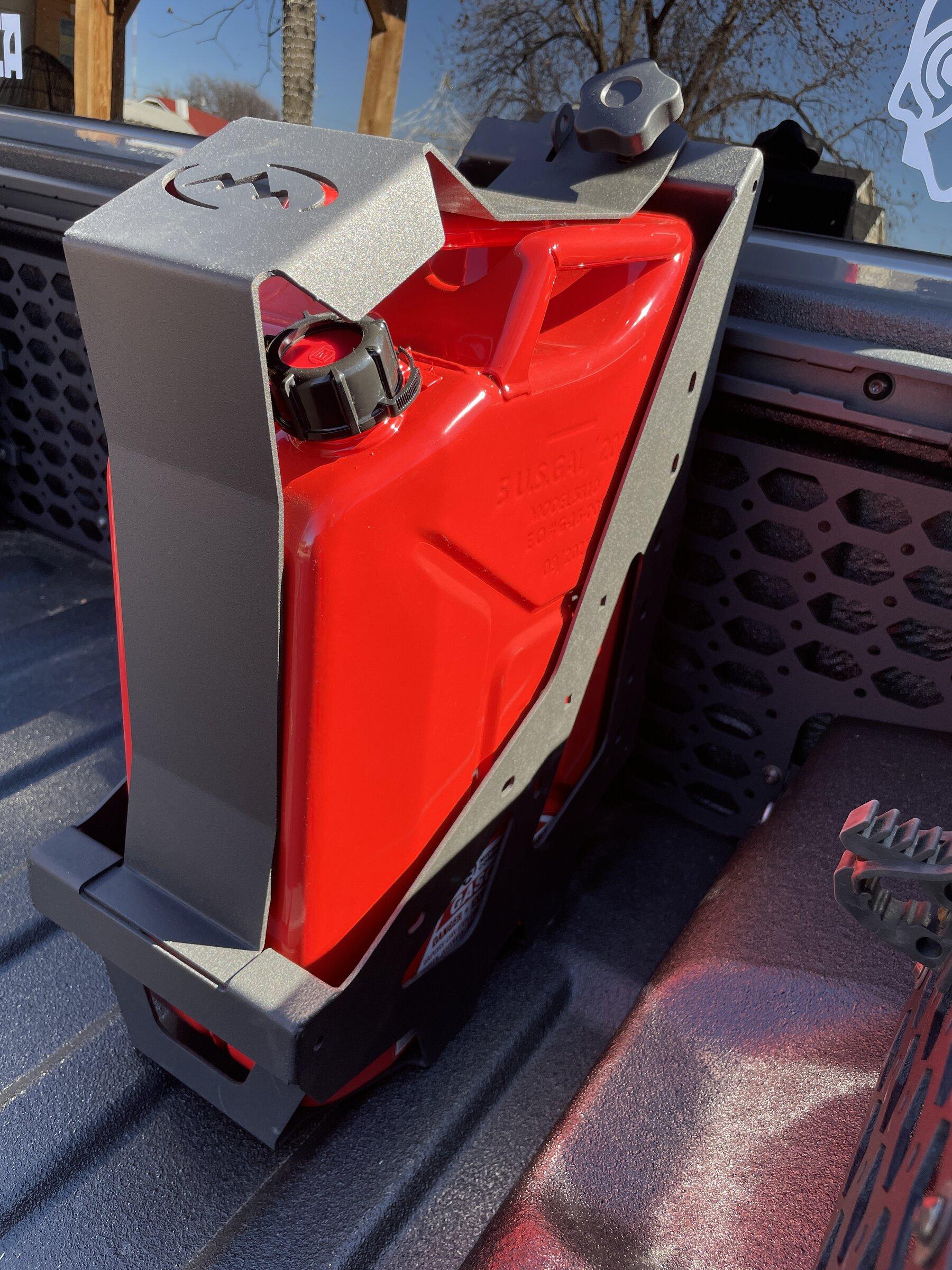 JCR vs Expedition One Jerry Can Mount Jeep Gladiator (JT) News