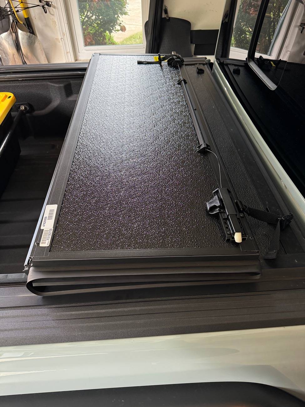 North Carolina Rough Country Jeep Gladiator Low Profile Hard TriFold Tonneau Cover (47620500