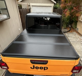 Jeep Gladiator Hard tri-fold tonneau cover. $300 IMG_7625