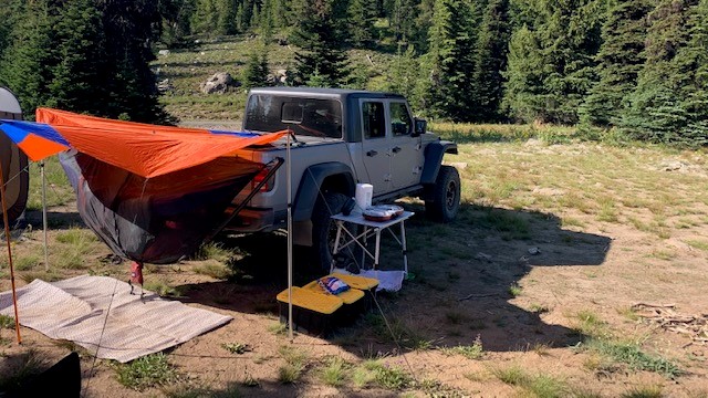 Jeep Gladiator Anyone running a hitch mount hammock setup for solo overlanding? jthammock