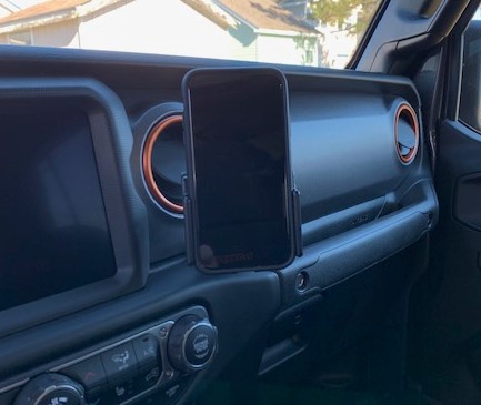 Jeep Gladiator Another Phone Mounting idea phone 4
