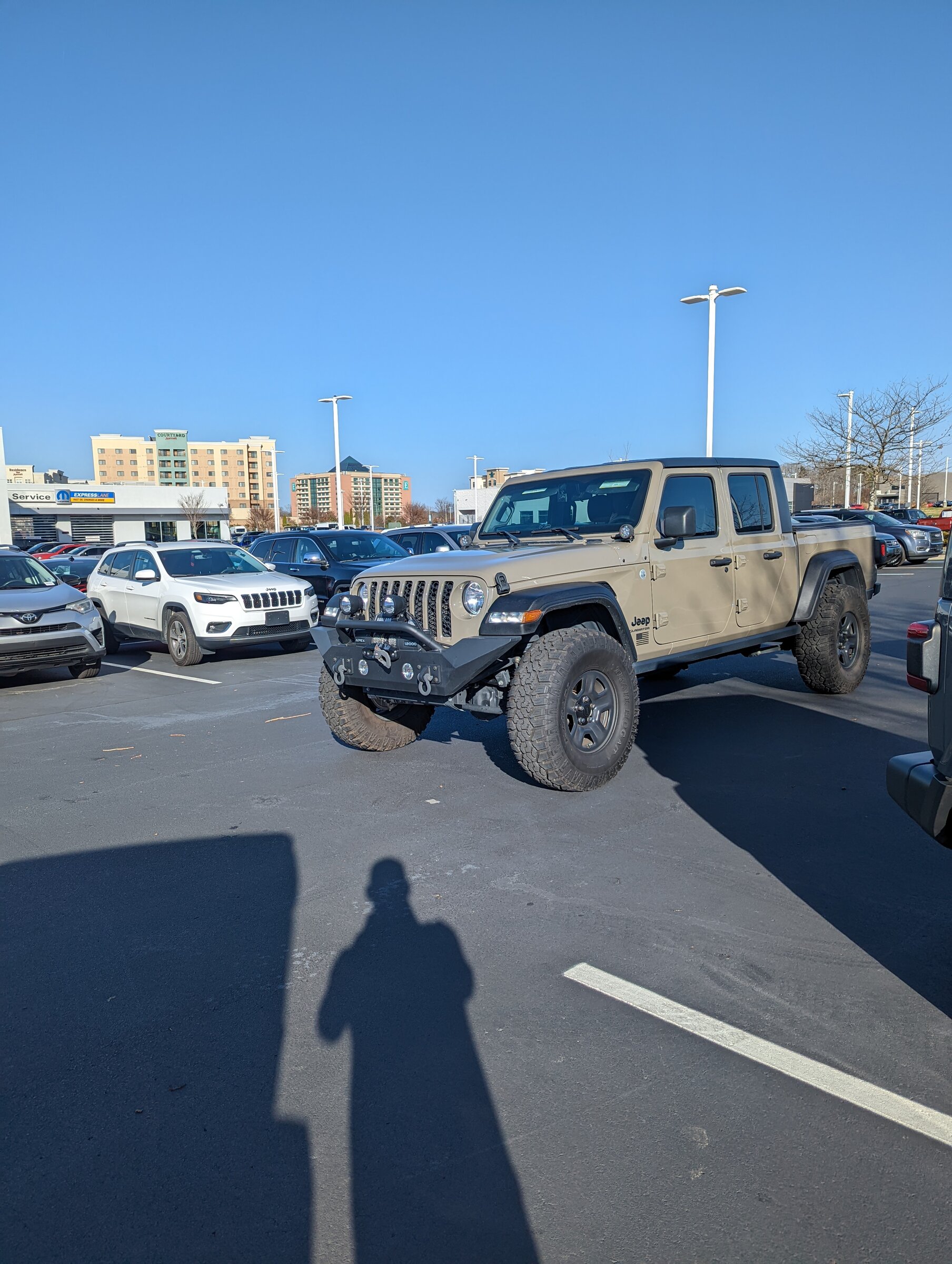 Jeep Gladiator Just got tires for Christmas!! Help me pick wheels. PXL_20211225_194447821.MP