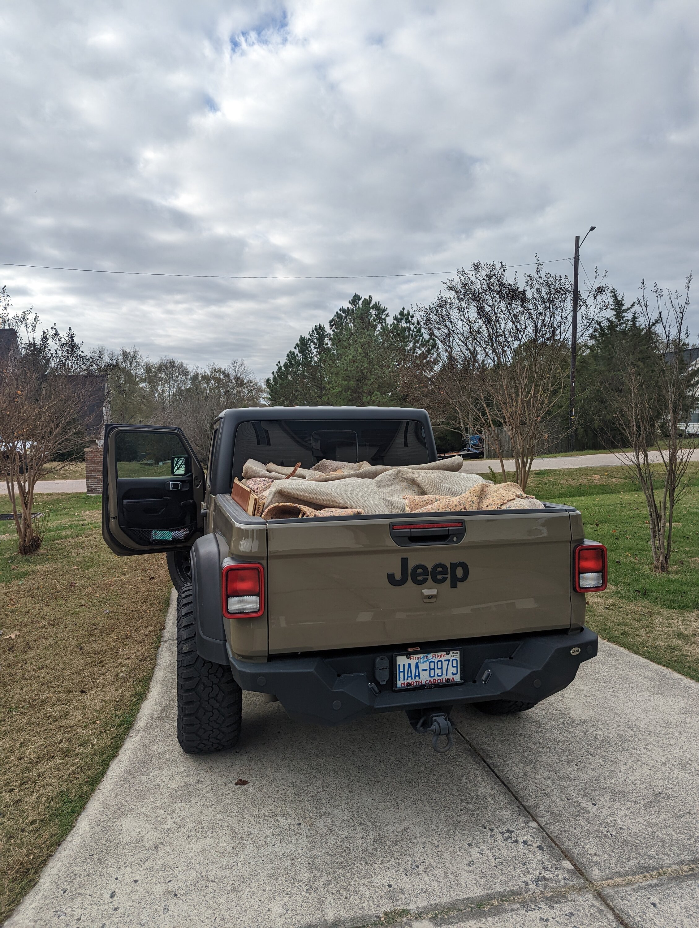 Doing truck stuff in a Jeep!!!!!  Jeep Gladiator (JT) News, Forum,  Community 