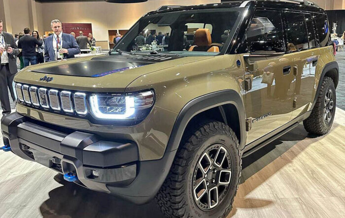 Jeep Recon EV Makes Debut in the Flesh