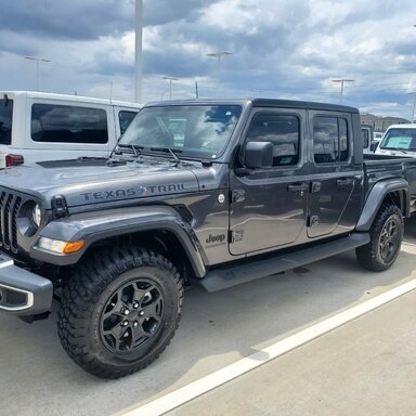 check engine light on jeep gladiator