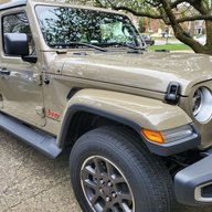 Weathertech Vs Undercover Hard Tonneau Cover Jeep Gladiator Forum Jeepgladiatorforum Com