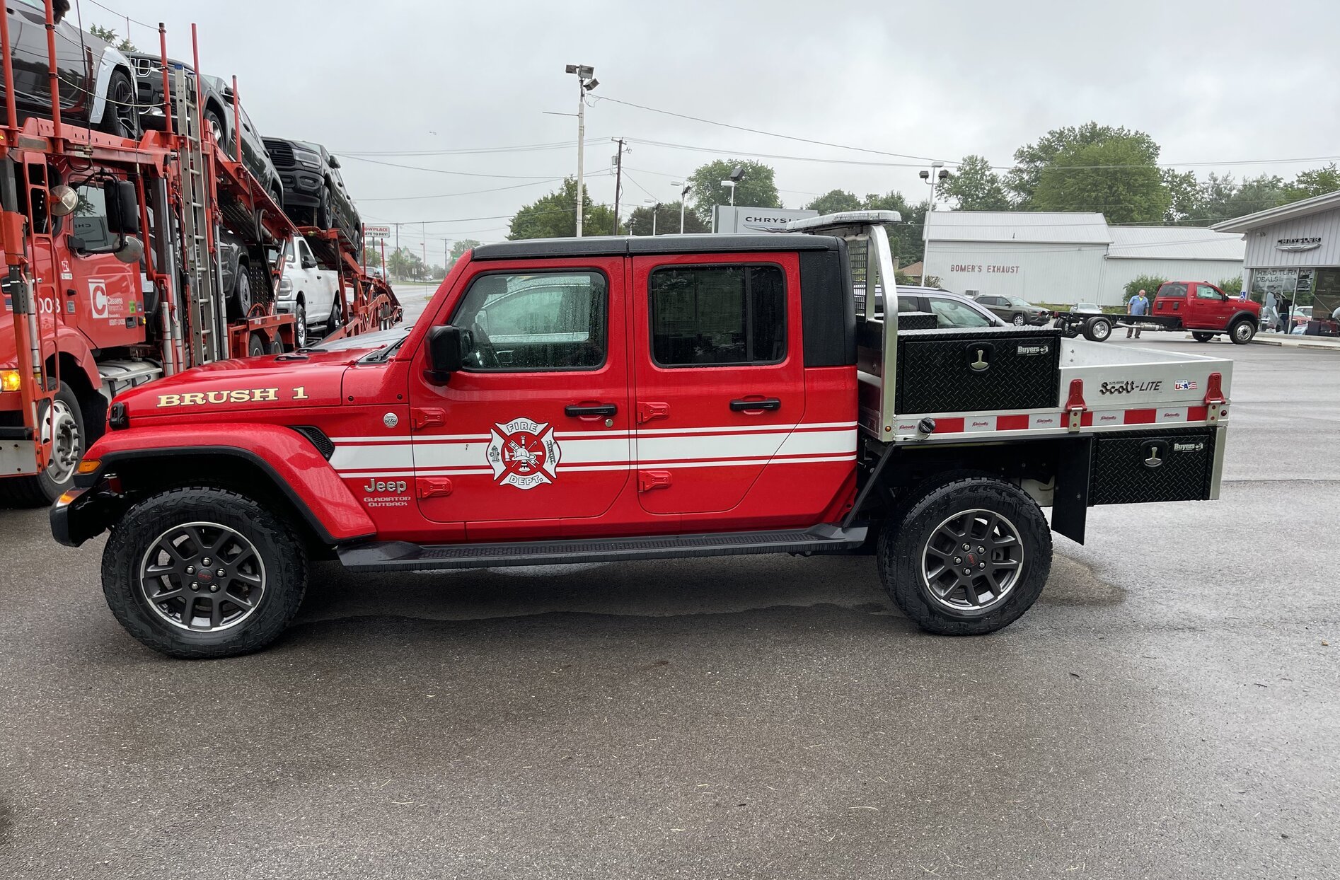 F.D. Jeep Fire Engine 赤 ジープ はしご車 F.D. Jeep Fire Engine 赤 ジープ はしご車