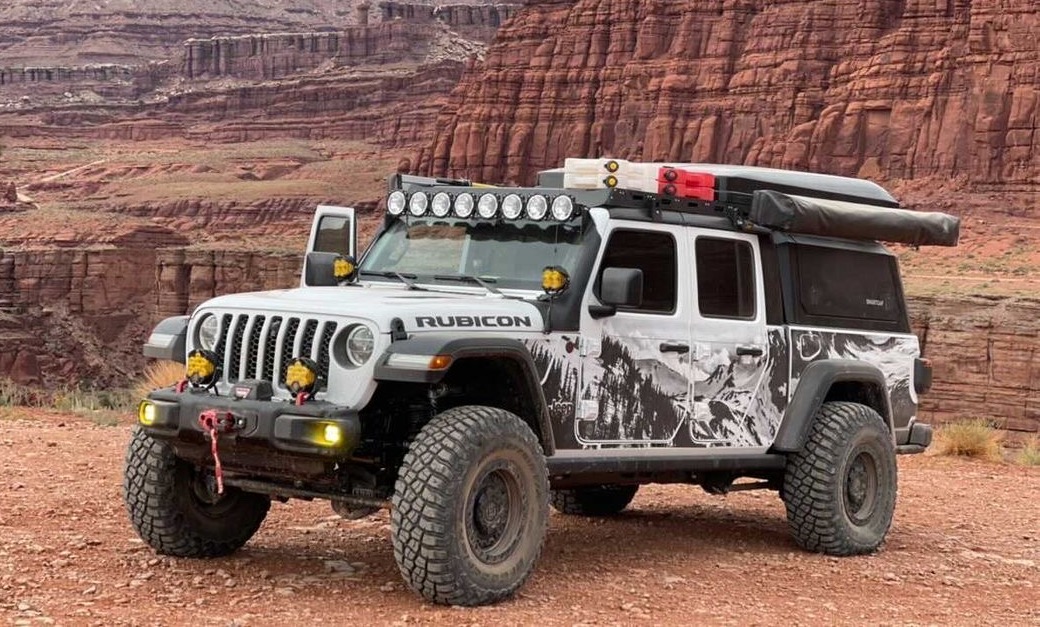 Because Jeep Happens.... Lightweight, Removable Trail Armor from MEK